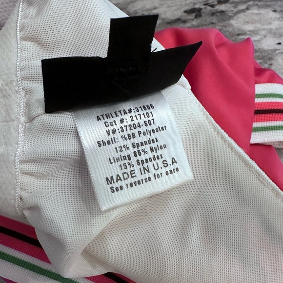 Athleta women's Sz S pink criss cross shelf bra tank top. - Picture 10 of 10